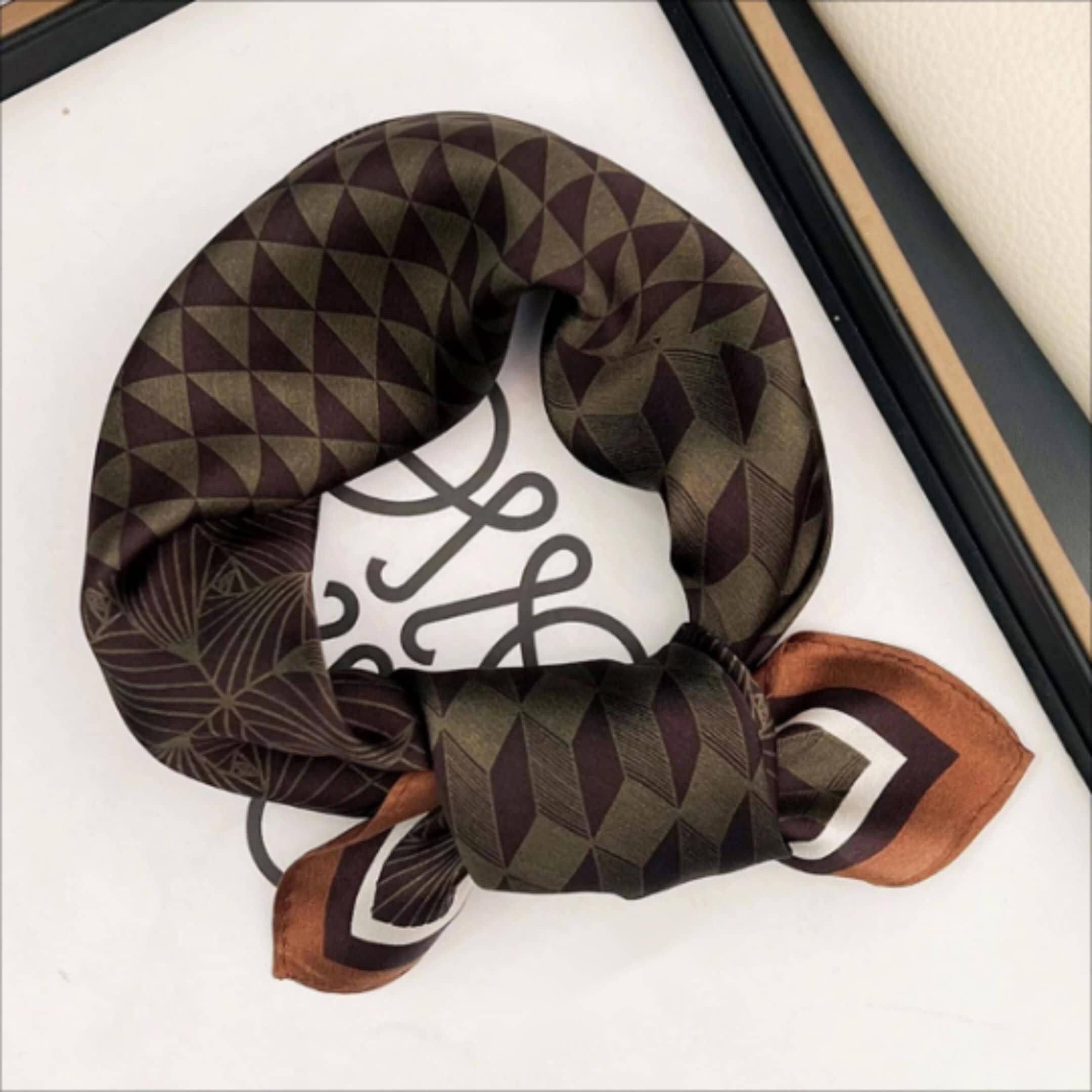 Checkered pattern 100% mulberry Silk Scarf/Silk head scarf/Silk hair scarf/Silk neck scarf/Mother's Day Gifts/Bag Accessory/Gift for her