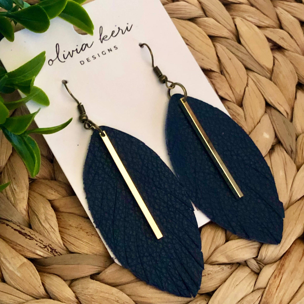 Ava - Navy Blue