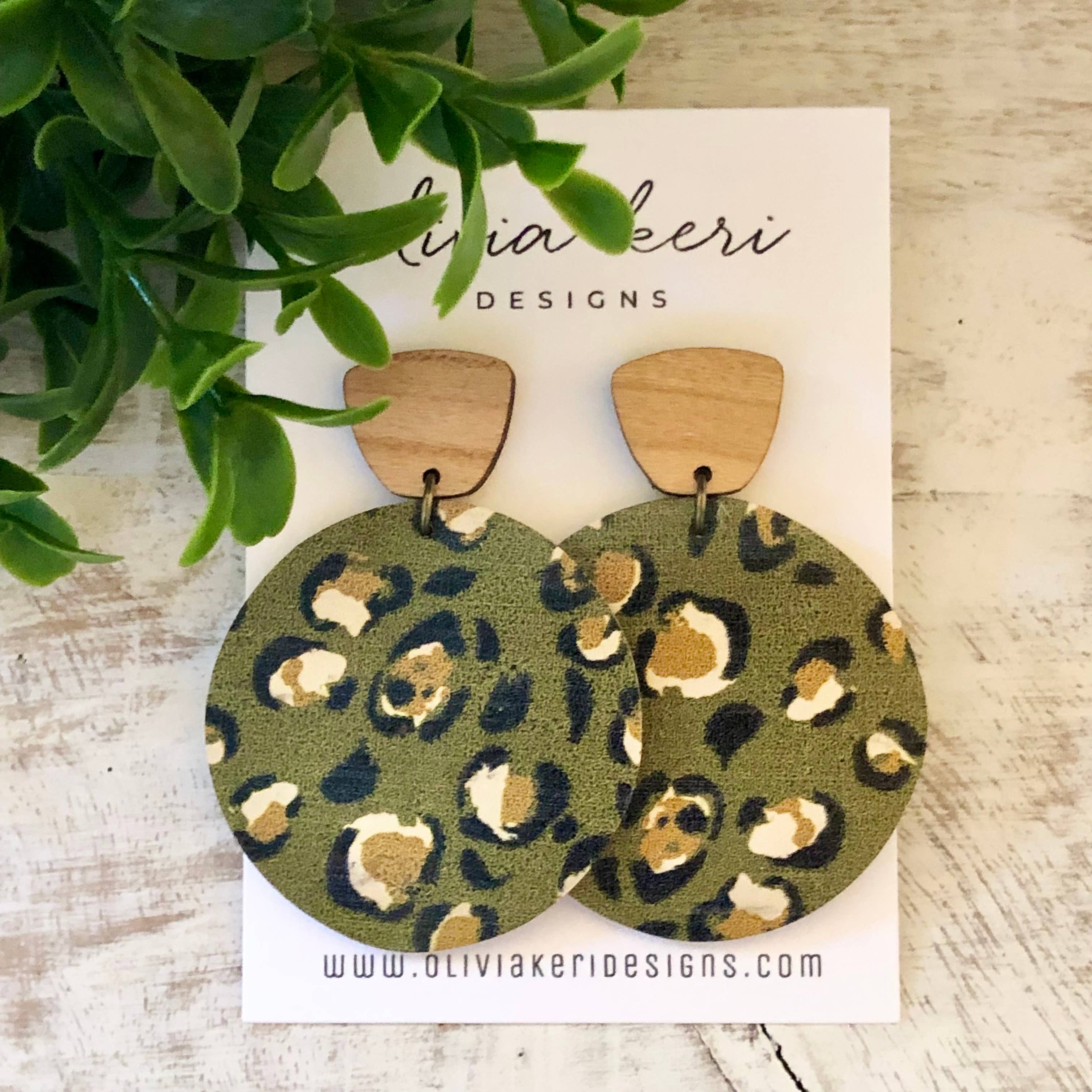 Everly - Olive Leopard