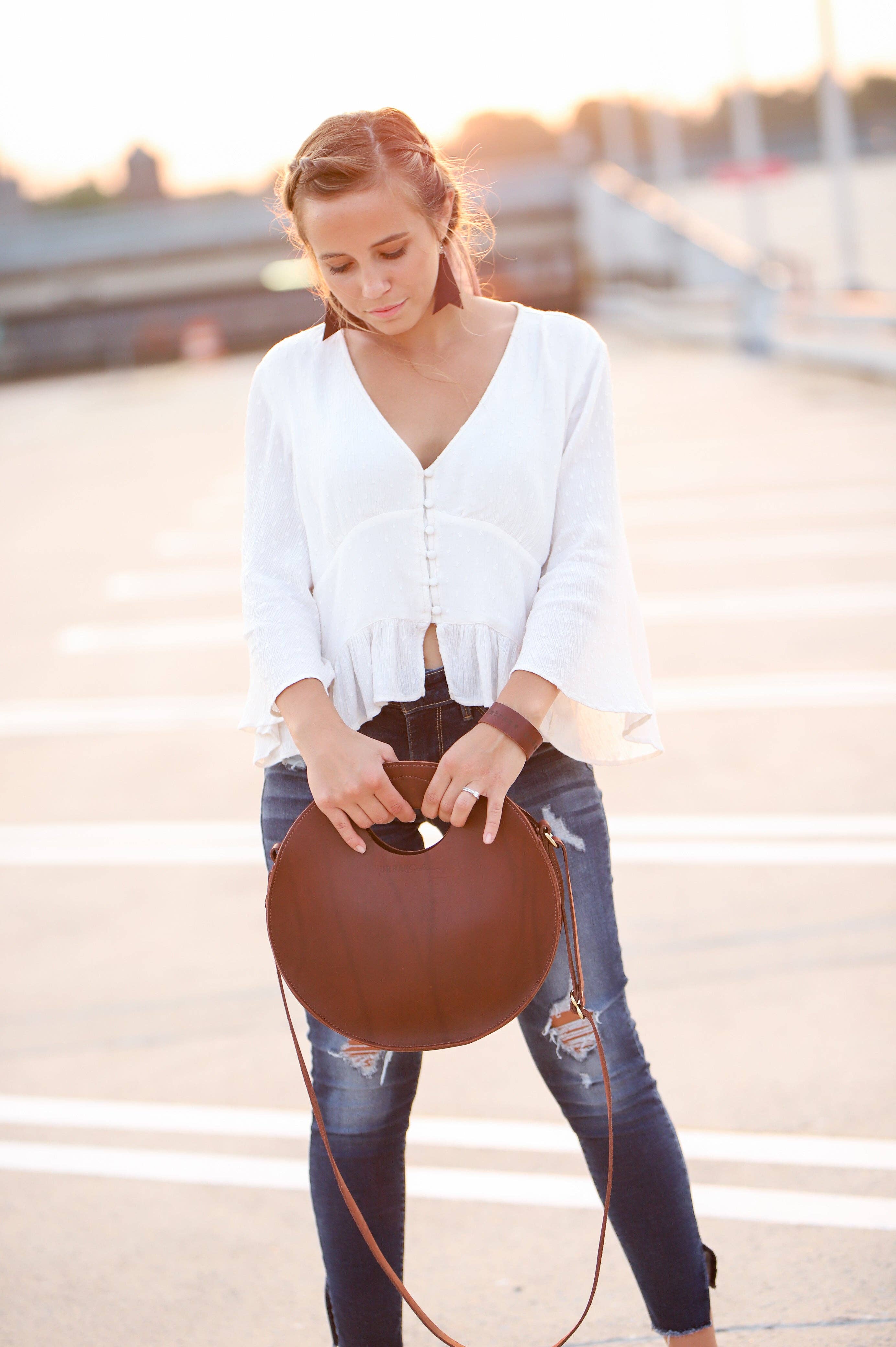 Britt Circle Crossbody